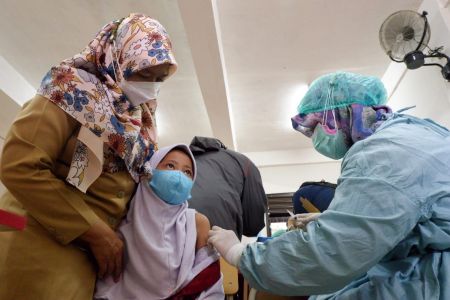 Target Vaksinasi Covid-19 Anak di Depok