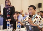 Emak-emak Harus Mengerti Betapa Bahayanya Mengumpulkan Data Kependudukan Seperti Ini