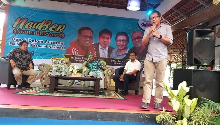 Rocky Gerung Turun Gunung Bahas Pilkada Depok, ‘Kepret’ Sana ‘Kepret’ Sini