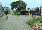 Anak-Anak Asik Main Sepeda dan Badminton Menikmati Jalan dari Program TMMD