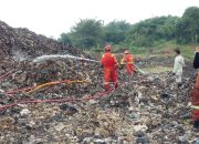 Diduga Puntung Rokok Pemulung, Sampah di TPA Cipayung Depok Terbakar