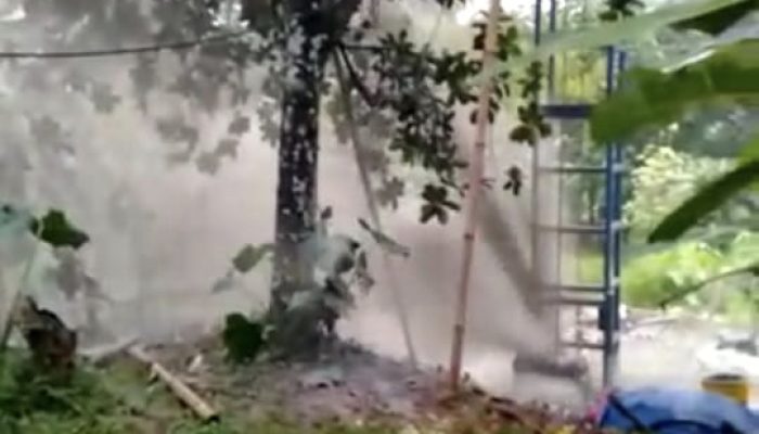 Heboh Gas Nyembur ke Atas Viral, Damkar Depok: Itu Cuma Air Ya