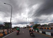 BMKG Prediksi Depok, Bogor, dan Bekasi Hujan Petir Hari Ini