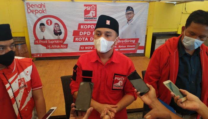 Giring Gerakkan PSI Depok Menangkan Pradi-Afifah