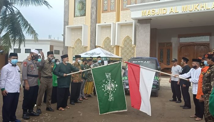 NU Kecamatan Sawangan Berangkatkan Bantuan Ke Cisarua