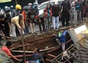 Tanah Longsor Bikin Pos Polisi Simpangan Ambrol