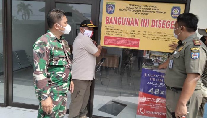 Tak Miliki IMB, Satpol PP Depok Segel Perumahan Jayana Residence di Sawangan
