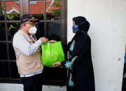 Wali Kota Kembali Distribusikan Sembako untuk Warga Depok