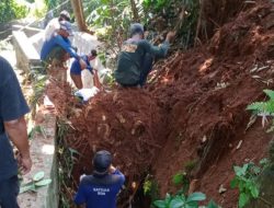DPUPR Depok Terjunkan Satgas Tangani Makam Longsor di Kemirimuka