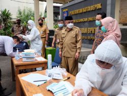 Wali Kota Depok Tinjau Swab Antigen Untuk ASN dan Non-ASN di Hari Pertama Kerja