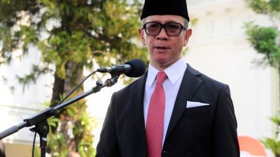Berikut Jajaran Dewan Komisioner OJK Periode 2022-2027