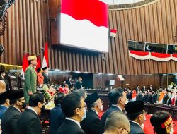 Kenakan Paksian Asal Bangka Belitung, Presiden Sampaikan Pidato Kenegaraan