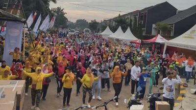 Fun Walk Tangselxpress Berlangsung Meriah, Warga Banjiri Villa Dago
