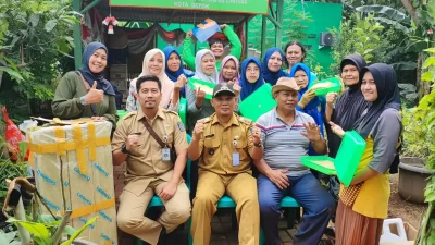 Kelurahan Ratujaya Dorong Warga Kembangkan Hidroponik