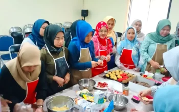 Tingkatkan Ekonomi Masyarakat, Kelurahan Limo Gelar Pelatihan Kuliner