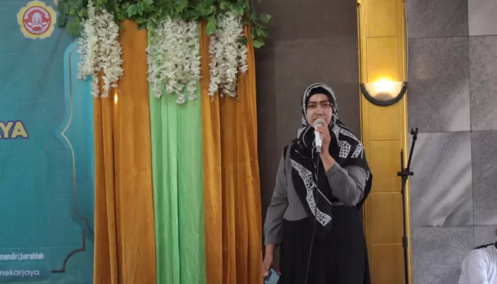Lurah Mekarjaya Minta RT dan RW Percantik Wilayah dalam Menyambut HUT ke-78 RI