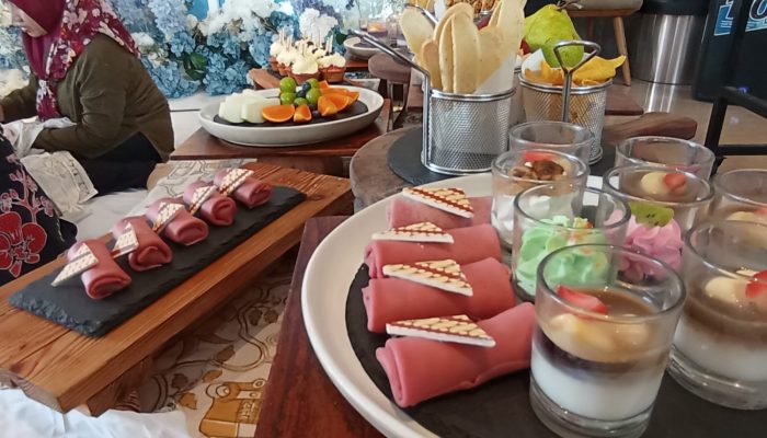 Manfaatkan Sisa Bahan Masakan Menjadi Kesenian Batik di KarnavALL Batik Nusantara Mercure Tangerang BSD City