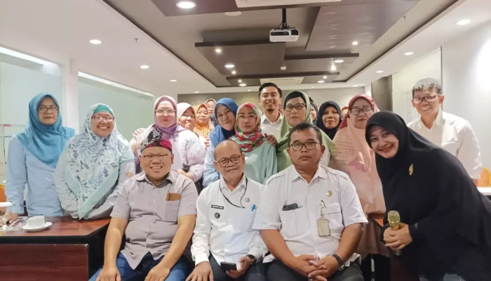 Kelurahan Baktijaya Gelar Pelatihan Pemasaran Berbasis Digital bagi Pelaku UMKM