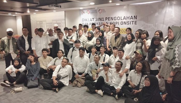 Resmi Ditutup Diklat Barista Depok, Azhar Adam: Modal Dasar Bagi generasi Muda