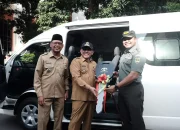 Pemkot Depok Serahkan Hibah Kendaraan Operasional untuk TNI