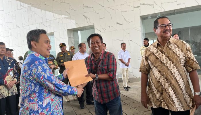 Santunan UIII Cair, 199 Warga Garap Lahan Terima Uang Pengganti