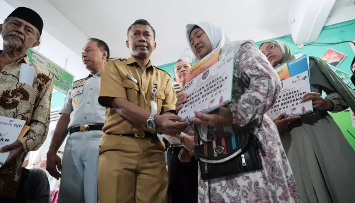 Pemkot Berikan Santunan Kematian untuk Keluarga Korban Siswa SMK Lingga Kencana