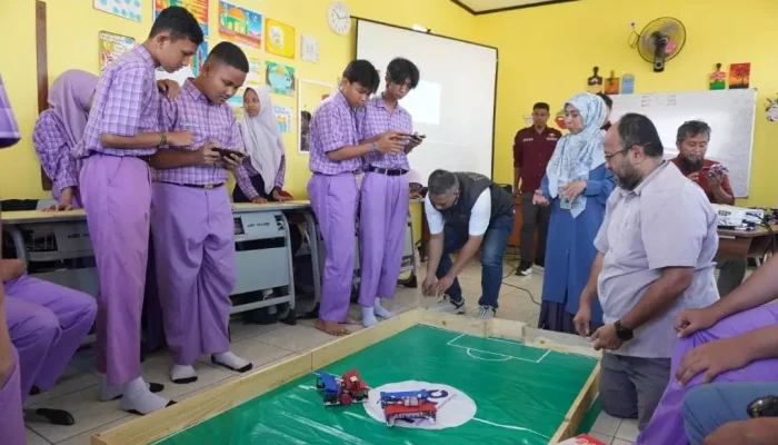 Gandeng UI, Pemkot Kenalkan Robotik ke Anak Inklusi