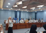 Ketua Dekranasda Beri Pembinaan kepada Finalis Abang Mpok Depok