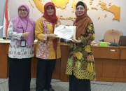 Diskominfo Raih Penghargaan Evaluasi Kinerja Pelayanan Publik 2024 Kategori A