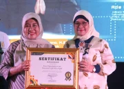 Disdukcapil Raih Juara Pertama Anugerah Inovasi Perangkat Daerah 2024