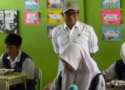 Menko Pemberdayaan Masyarakat Tinjau Distribusi Program Makan Bergizi Gratis