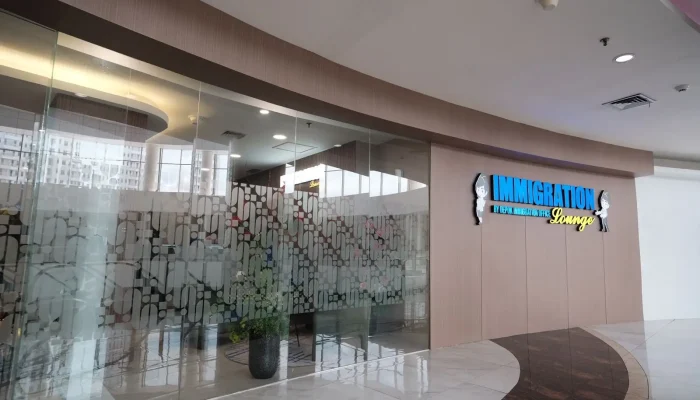 Urus Paspor Kini Bisa Sambil Nge-Mall di Pesona Square Depok
