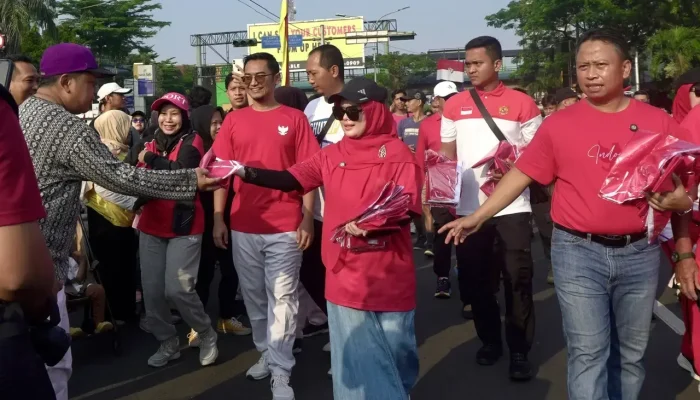 Pemkot Depok Gelar Kirab Bendera Merah Putih, Supian Suri: HUT ke-80 RI Simbol Pemersatu
