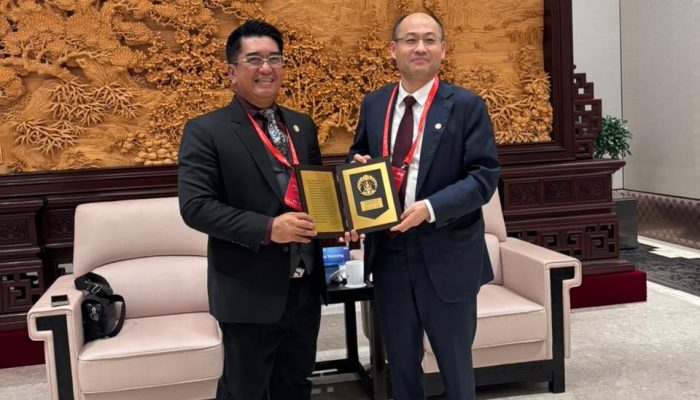 UI Unjuk Kepemimpinan Global di Beijing: Rektor Heri Sampaikan Visi Etika AI di Forum Rektor Dunia