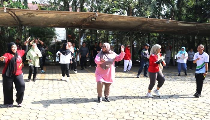 Sekretariat DPRD Depok Gelar Senam Bersama, Wujudkan Pegawai Sehat dan Bugar