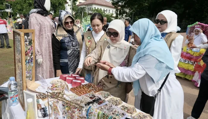 Perkuat Daya Saing Produk Lokal Depok, Dekranasda Expo Tahun 2025 Berlangsung Meriah